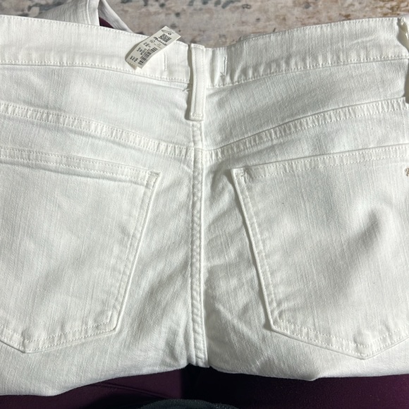 Madewell Mid rise kick out white jeans - Picture 4 of 4